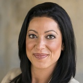 Krista Lombardi (Prudential Calfornia Realty)