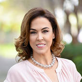 Beatriz Martinez, Expert on International Transactions (Slifer, Smith & Frampton - Latinoamerica)