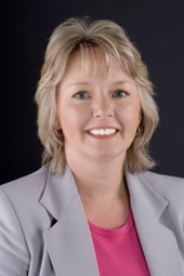 Eileen Dalmas (Prudential Gross & Jansen Highlands Realty)