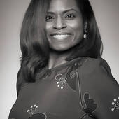 Latricia Davis, Star Signing Agent, Lets Close MO together. (Close MO Deals)