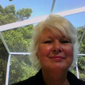 Debbie Garland, Real Estate Specialist (Horizon Palm Realty)