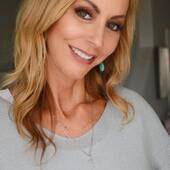 Laurie Hollowell, Broker-Associate (Keller Williams Realty Emerald Coast)