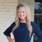 Kristi Holloway, You'll always feel at home with Kristi! (Anchor South Real Estate)