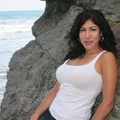Adriana Gomez, Agent-Investor-Note Buyer - Se habla Español (Big Block Realty)
