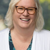 Nancy Pav, You "gotta have Pav"! (CENTURY 21 Redwood Realty)