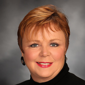 Cheryl Colbert, Exceeding Clients Expectations (Hooks Realty)