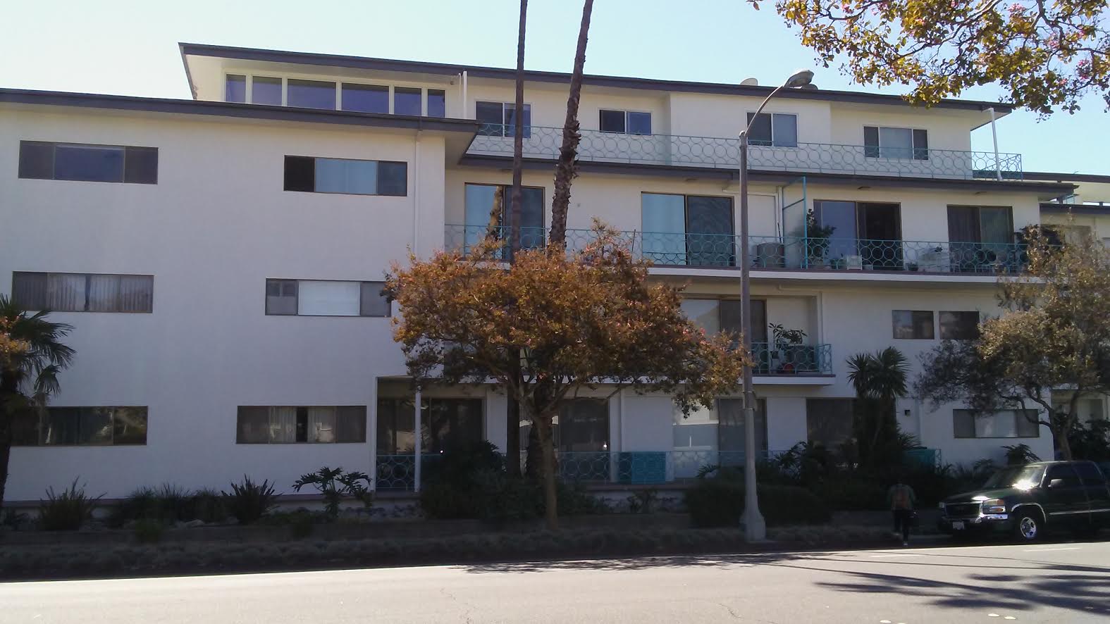 Pasadena Whispering Waters Mid Century Modern Condos