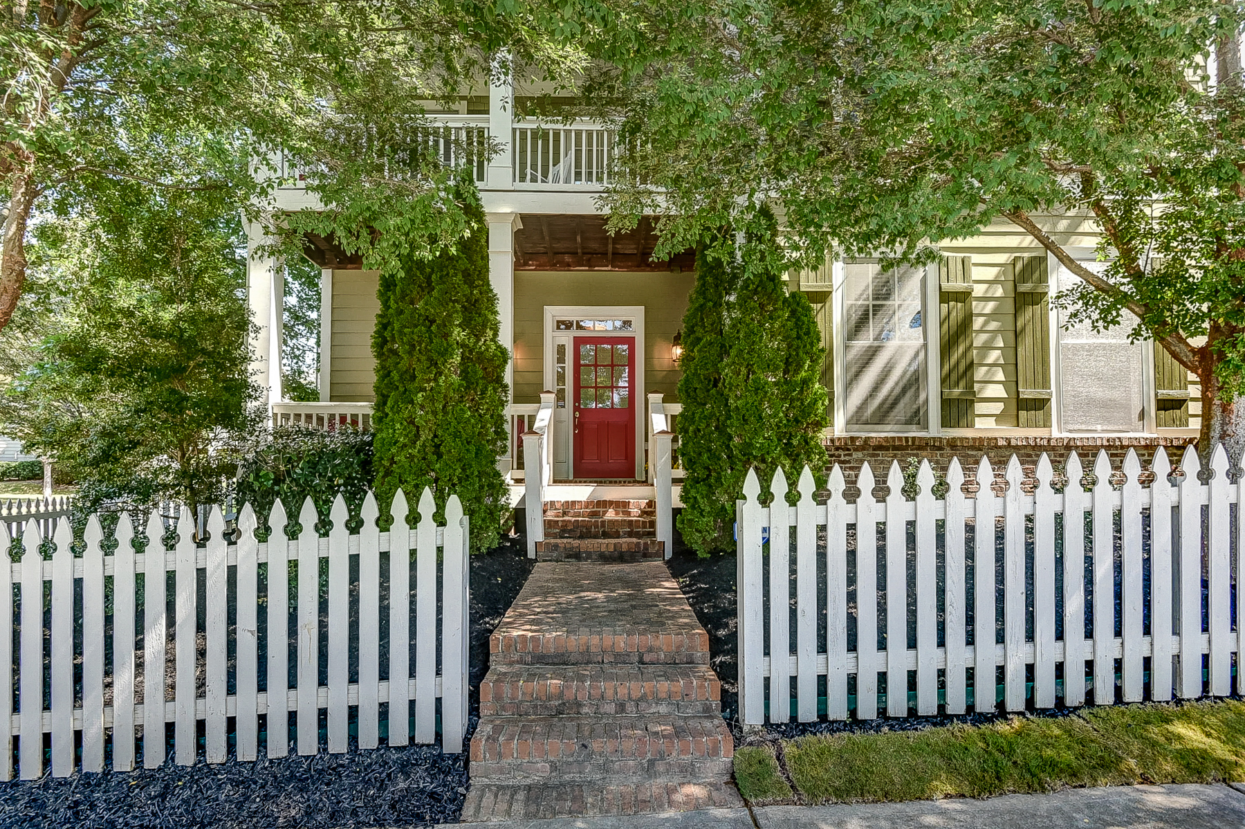 open-house-see-what-s-behind-the-red-door-atlanta