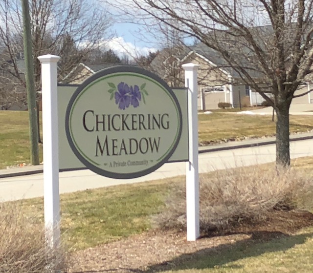 What are CHICKERING MEADOW Condominiums in Pembroke NH