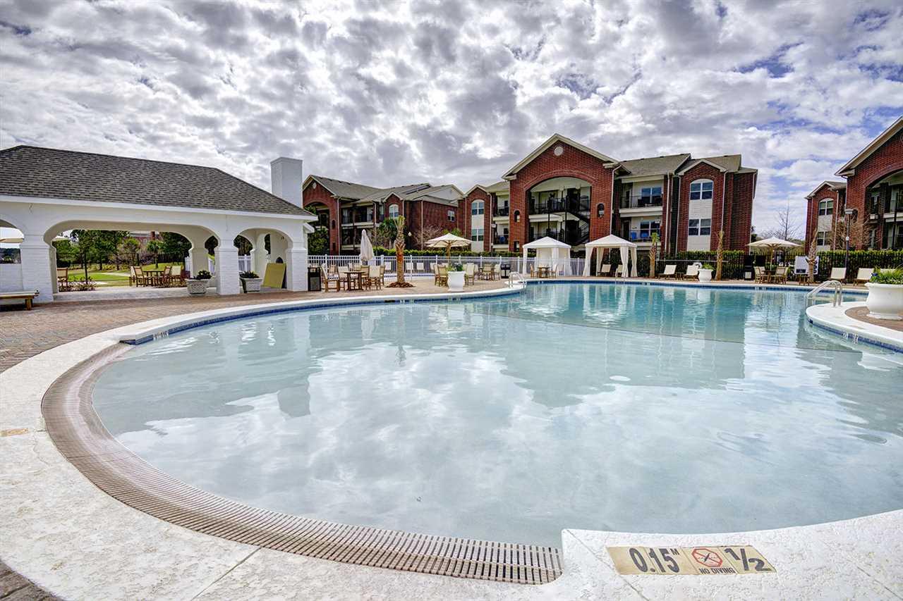 Condo Unit for Sale in Gulf Shores by JWRE