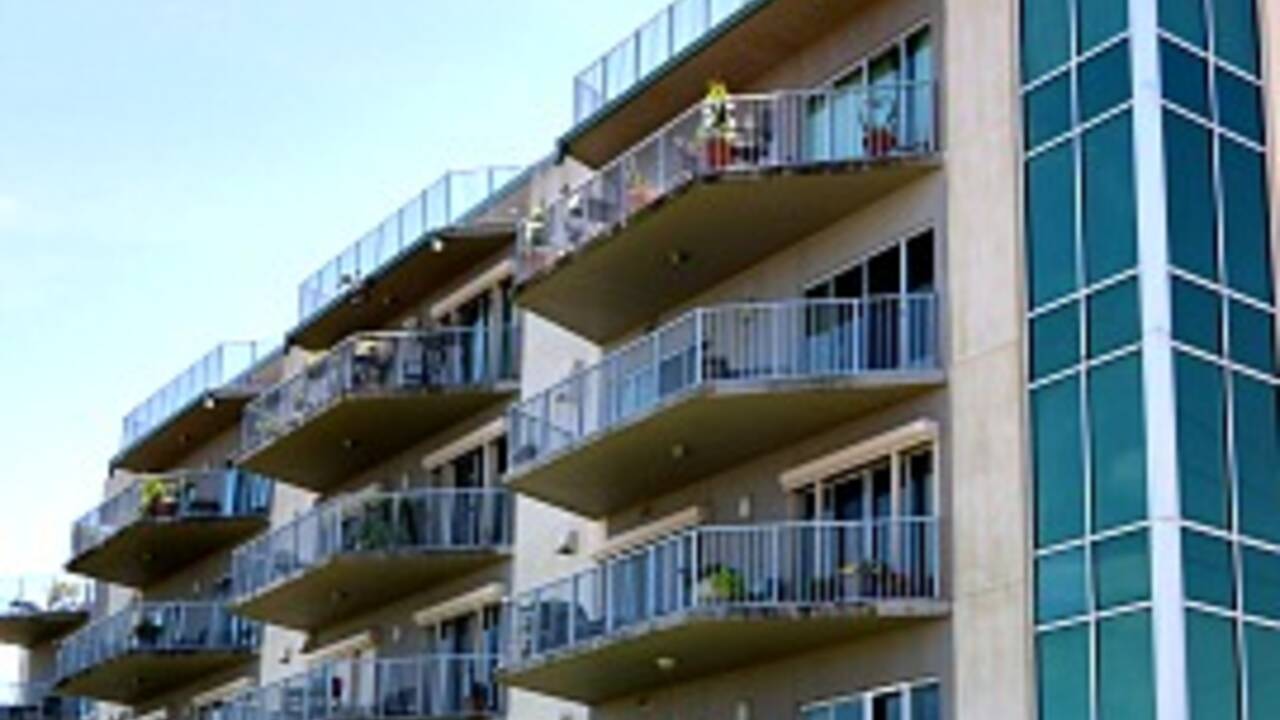 Pontchartrain_Caye_Condos_on_Lake270.jpg