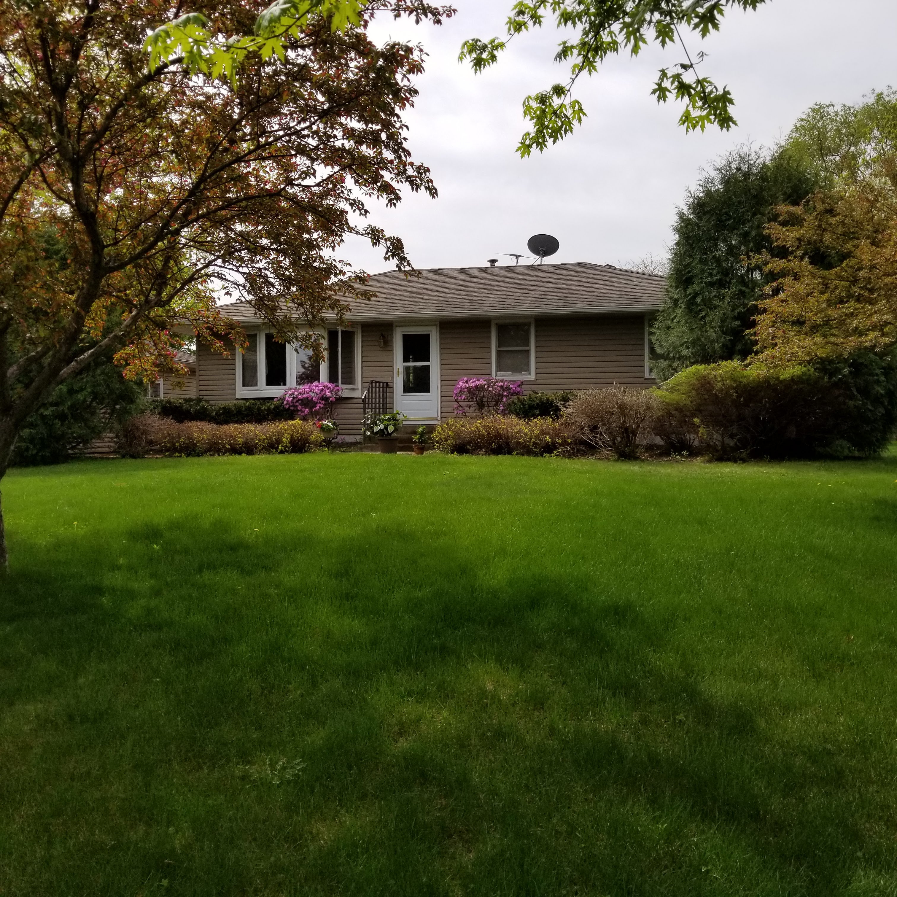 Great corner lot in the Oaks of Shenandoah