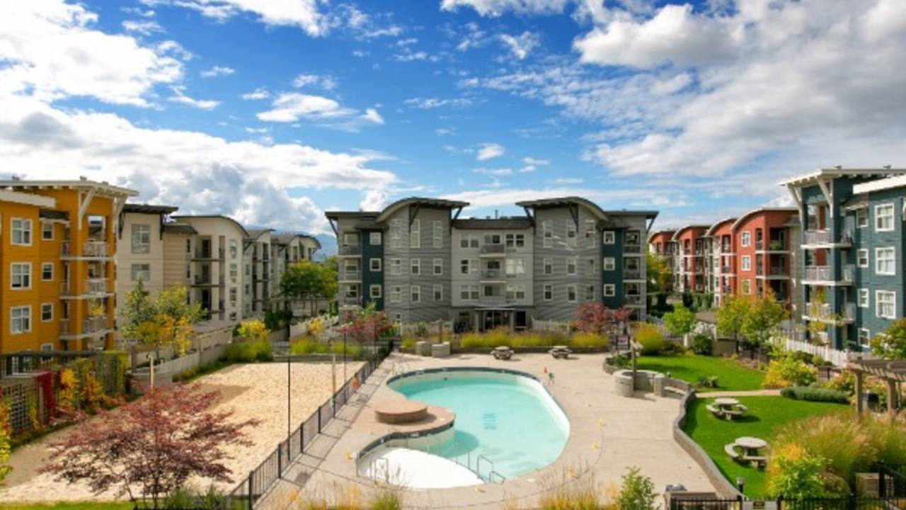 The_Verve_Condos.jpg