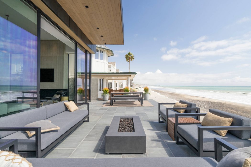 beach-house-brandon-architects-1050x700.jpg