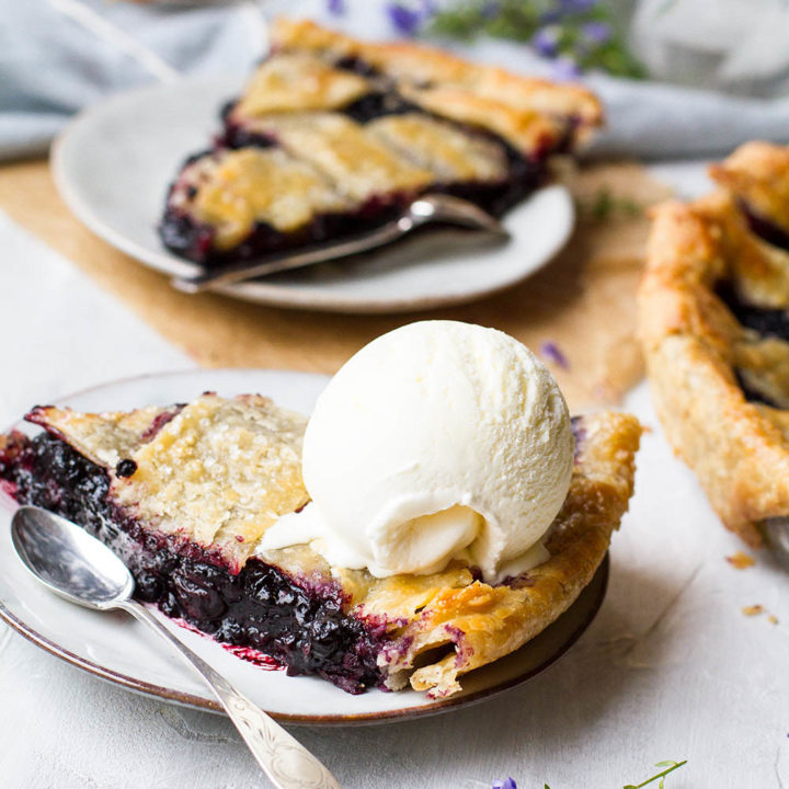 Blueberry-pie.jpg