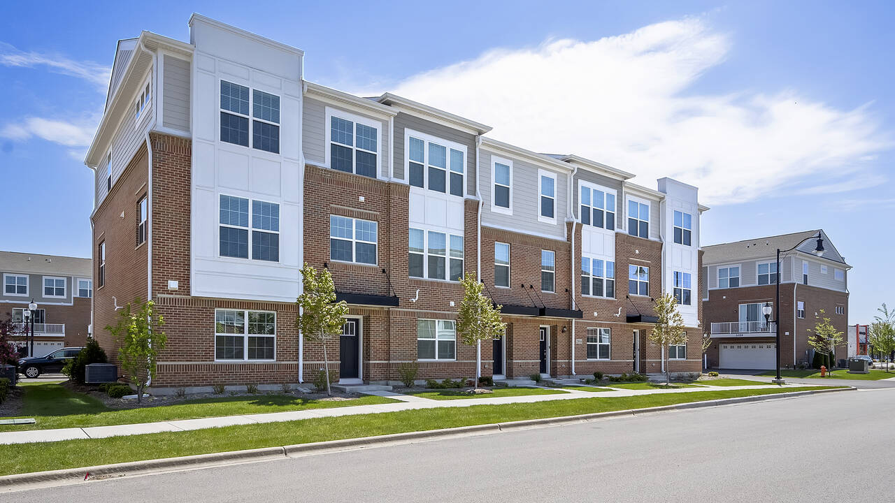 2950_Reflection_Dr_Naperville-print-001-001-001-4200x2800-300dpi.jpg