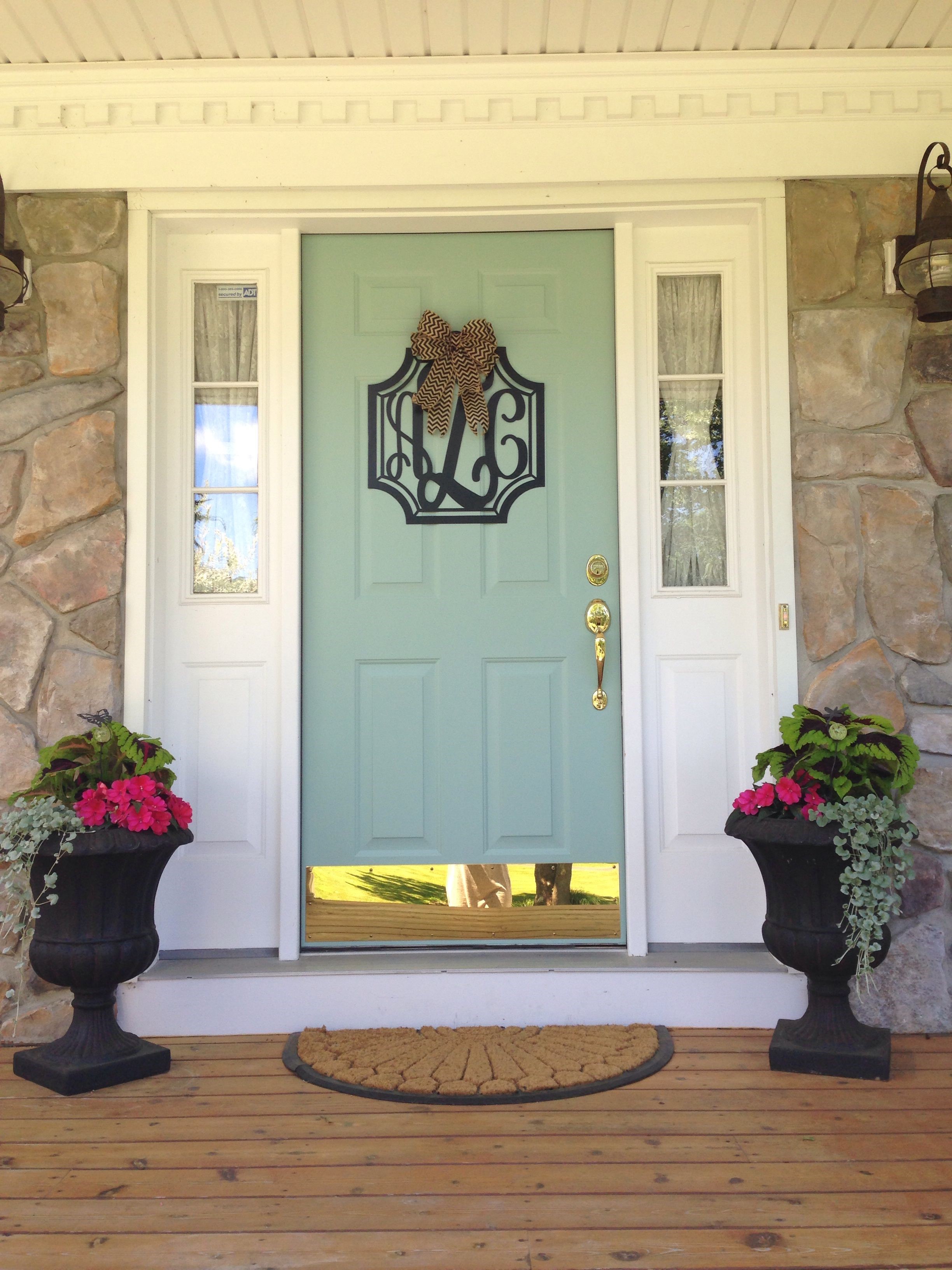 step-by-step-guide-to-painting-your-front-door