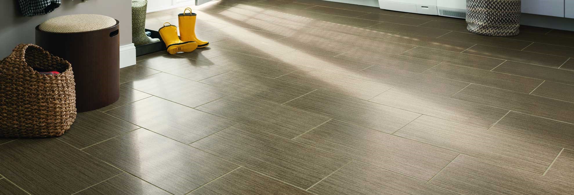 Choosing-the-Right-Flooring-for-Your-Home.jpg