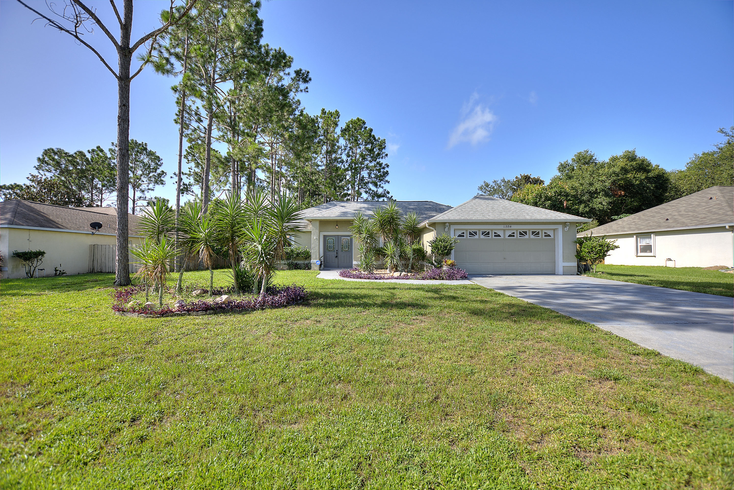 Homes for Sale Under 300,000 in Clermont FL September