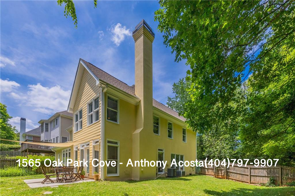 Home For Sale 1565 Oak Park Cove Decatur, GA 30033