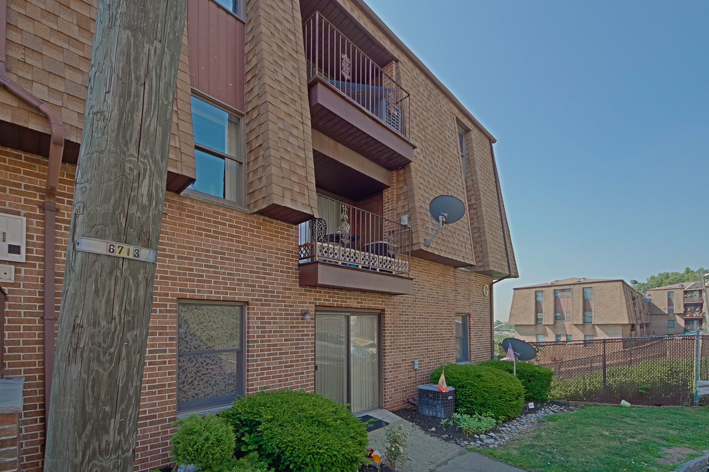 A Great Opportunity to Own a Kearny Condominium