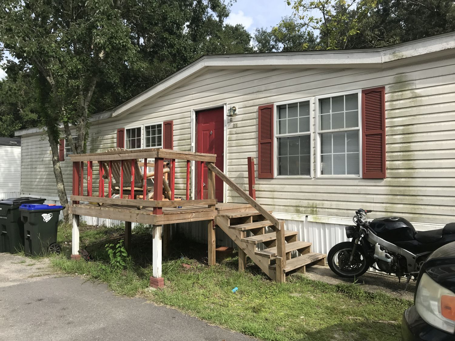 SELL FOR CASH TODAY! We BUY MOBILE HOMESHOUSESLAND