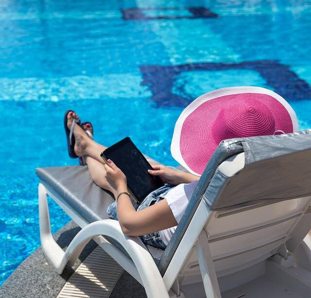 pool_chair__by_Mariakray_from_Pixabay.jpg