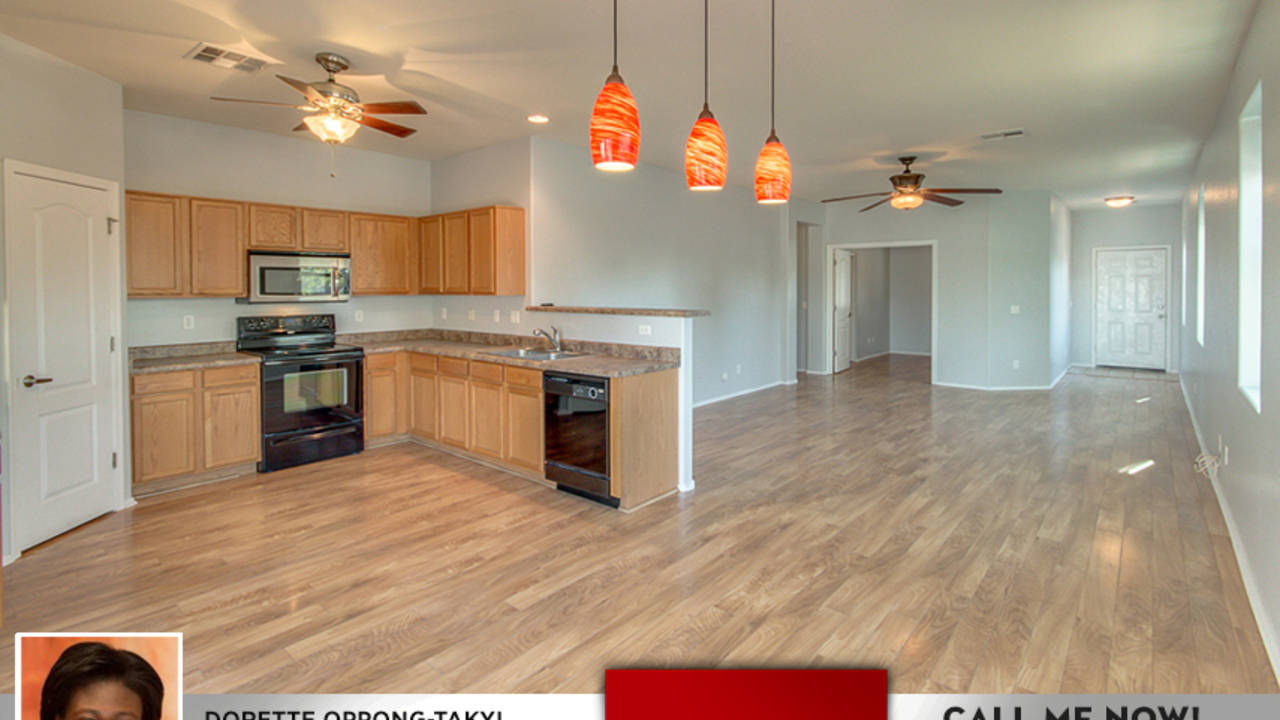 4_bedroom_single_story_home_with_open_floor_plan_in_Phoenix_for_sale.jpg