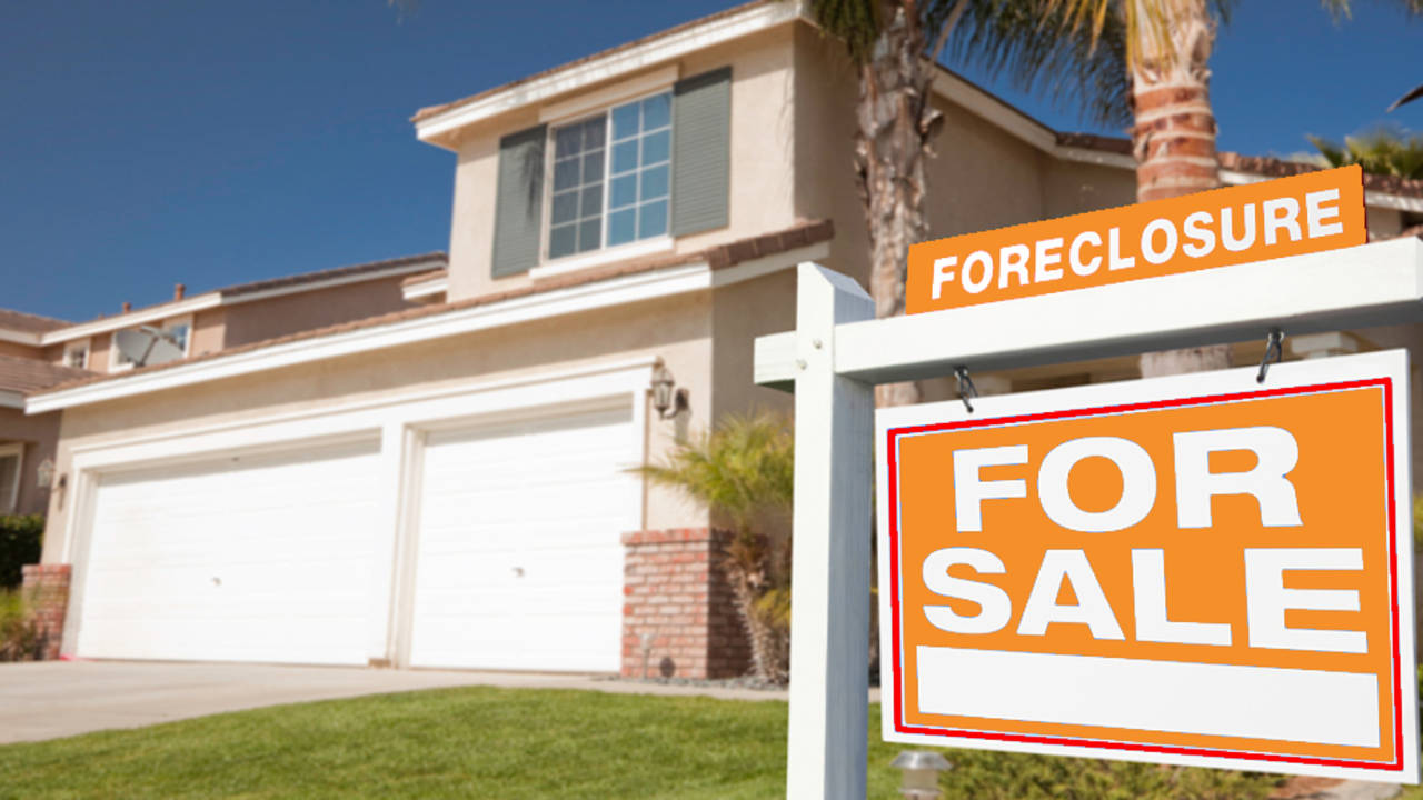 Behind_On_Mortgage_Avoid_Foreclosure_Orlando-Sunny_Spot_Realty.jpg