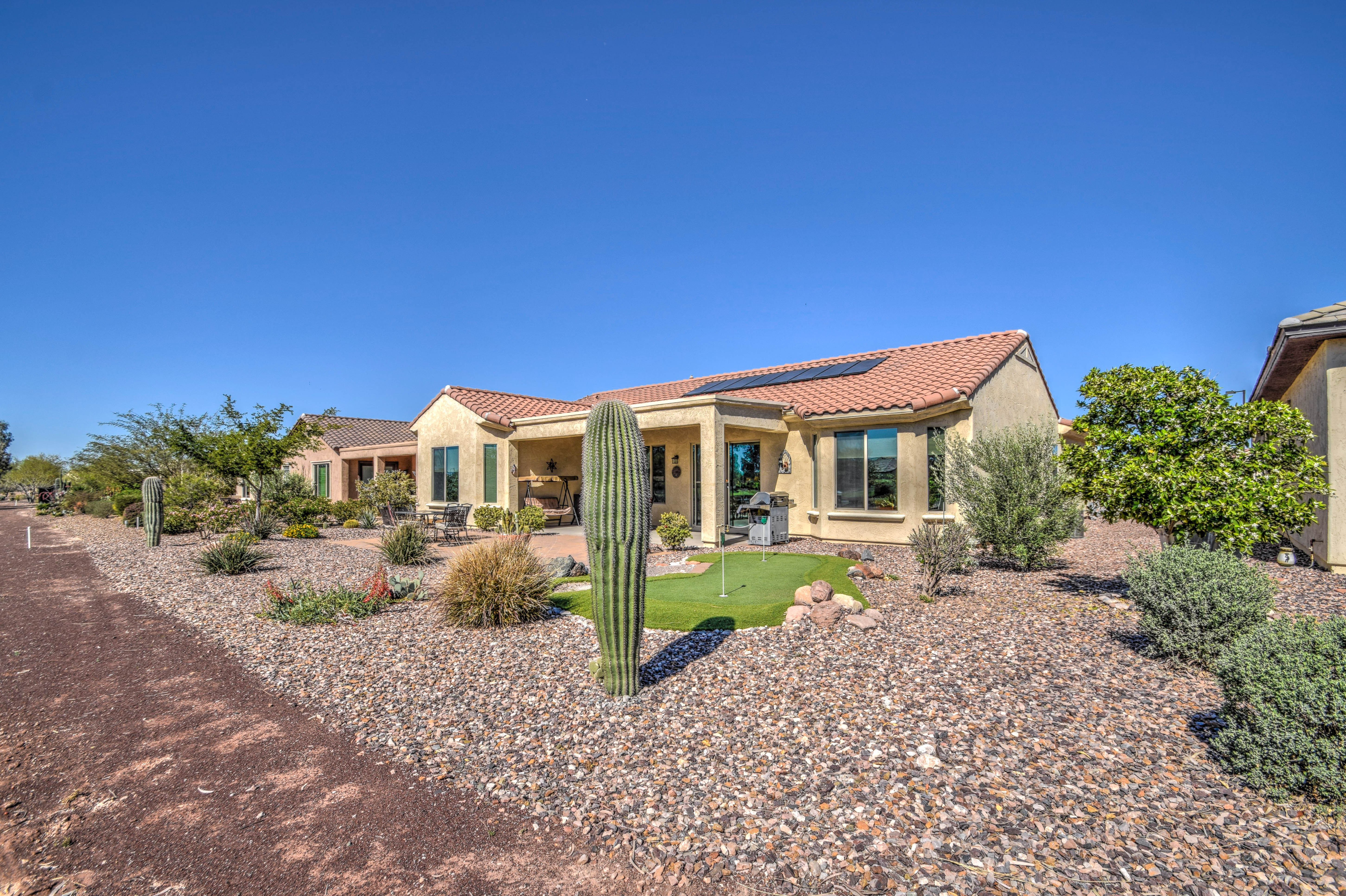 Beautiful Upgraded Home In Anthem at Merrill Ranch
