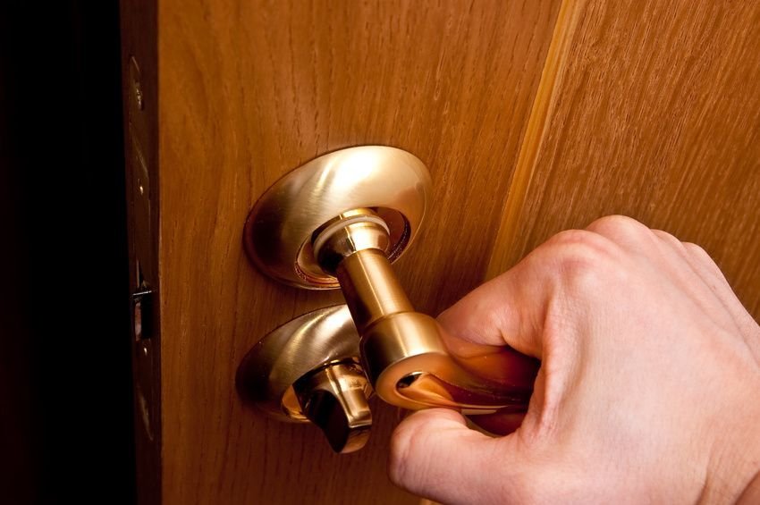 Why Should You Use Brass Doorknobs?