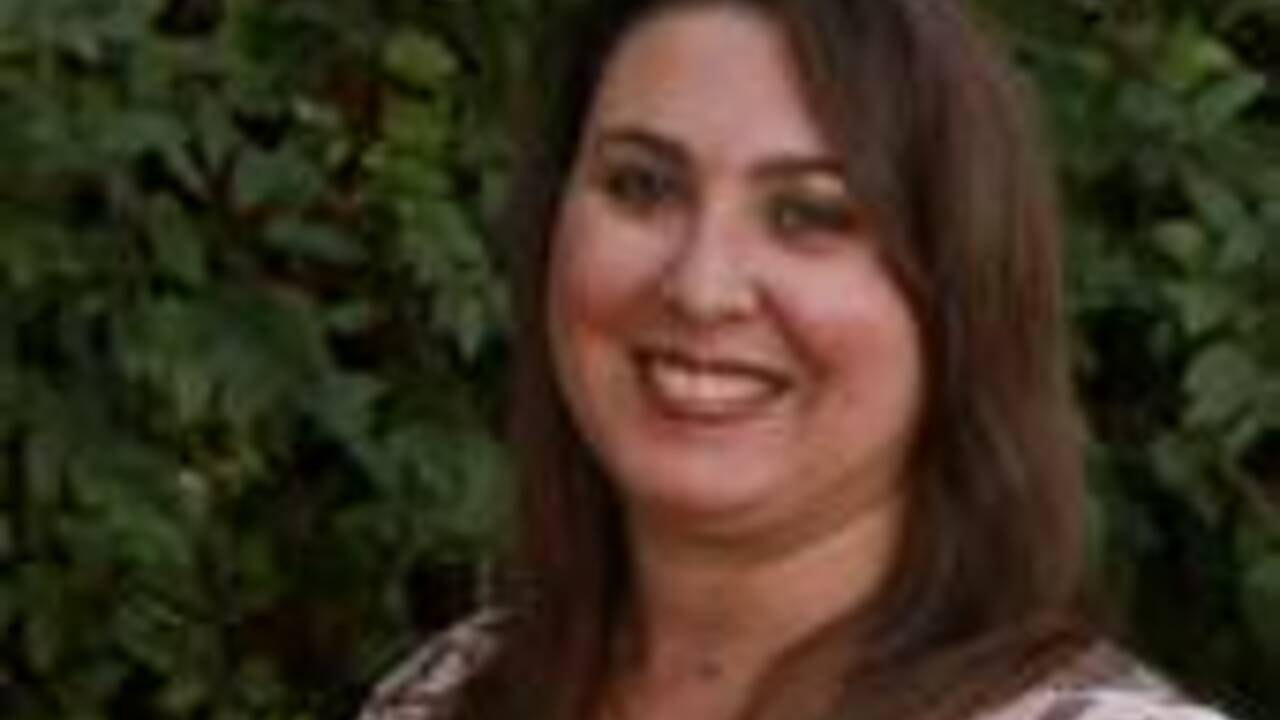 headshot_1.jpg
