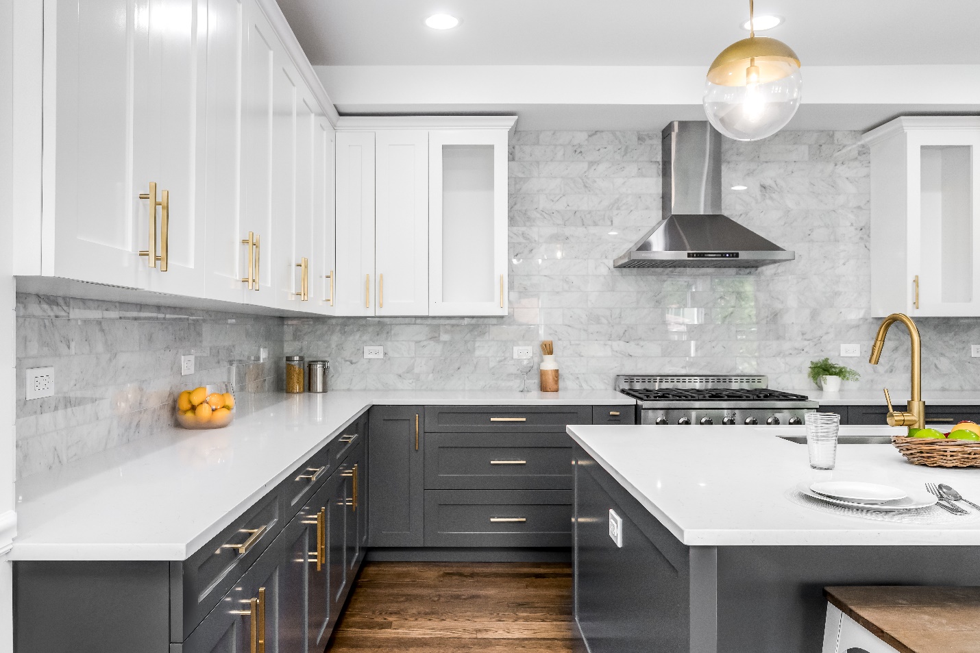 How to Build Kitchen Backsplash in a Gray Kitchen