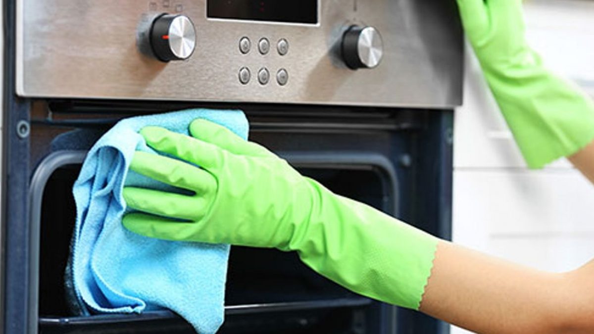 6 Most Common Oven Cleaning Mistakes to Avoid