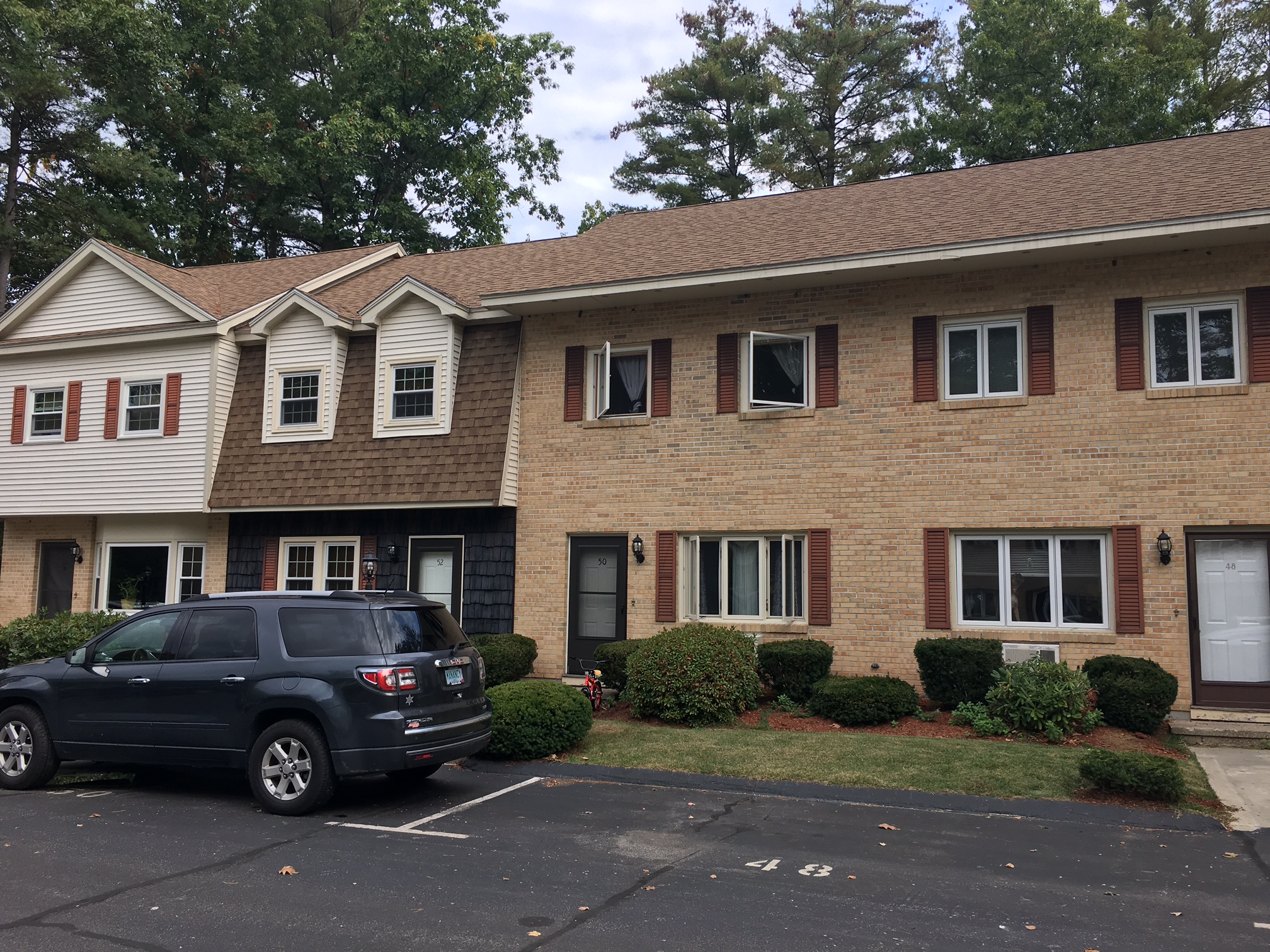 NEW LISTING a desirable condo in Manchester NH