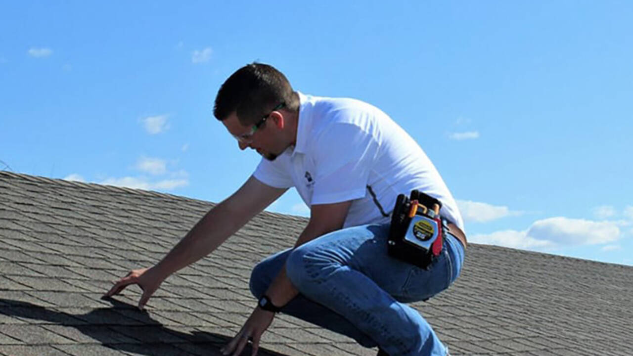 home-inspector-roof.jpg