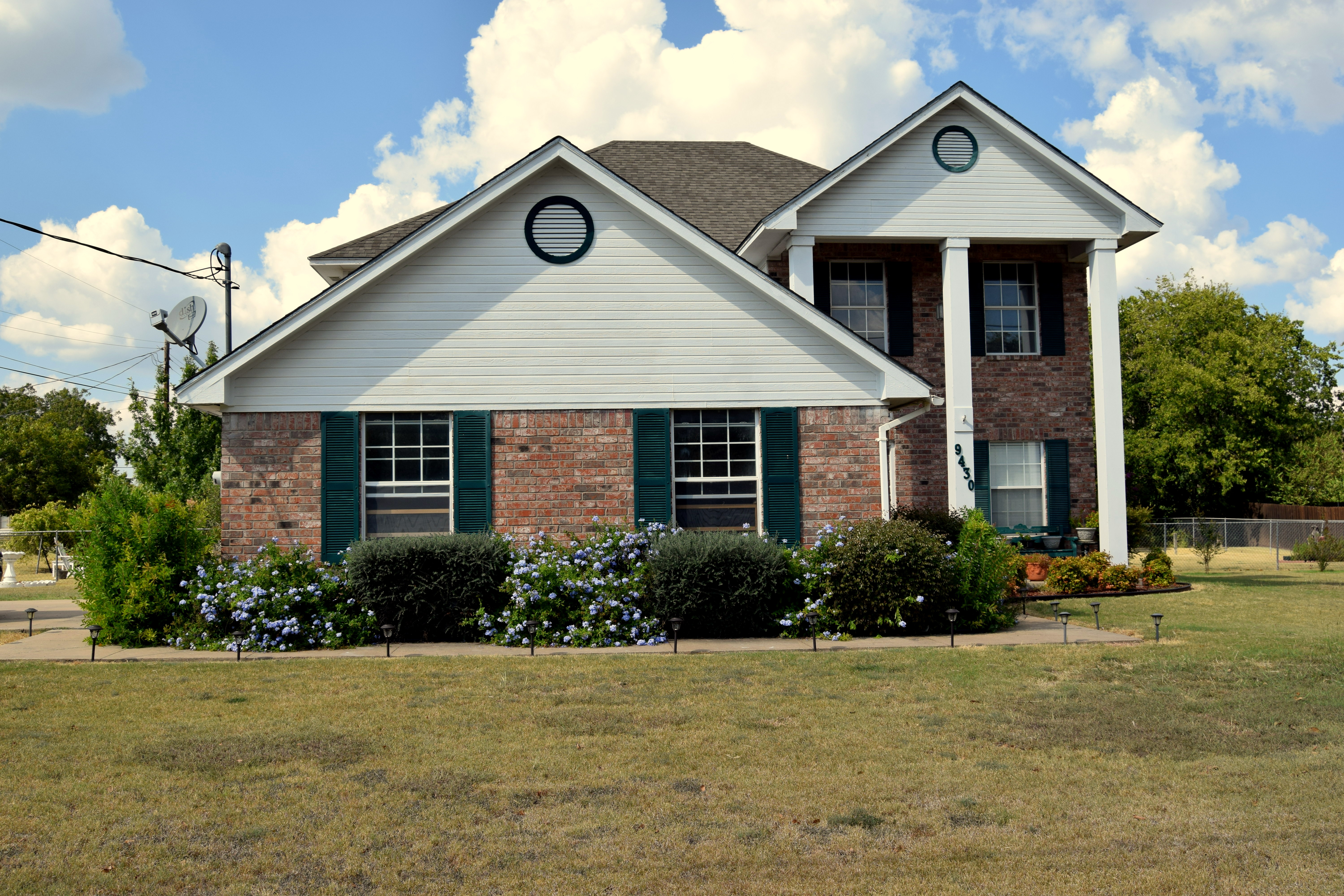 9430 5th st., Crawford Texas 76638