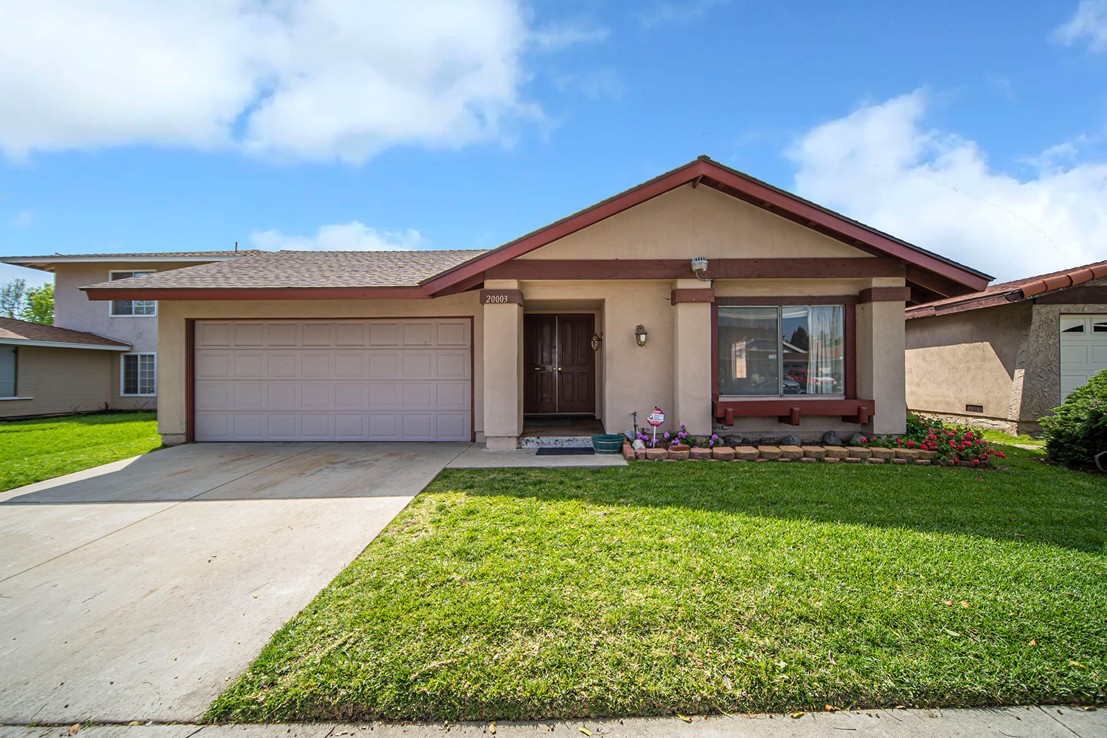 Just Listed in Carson!
