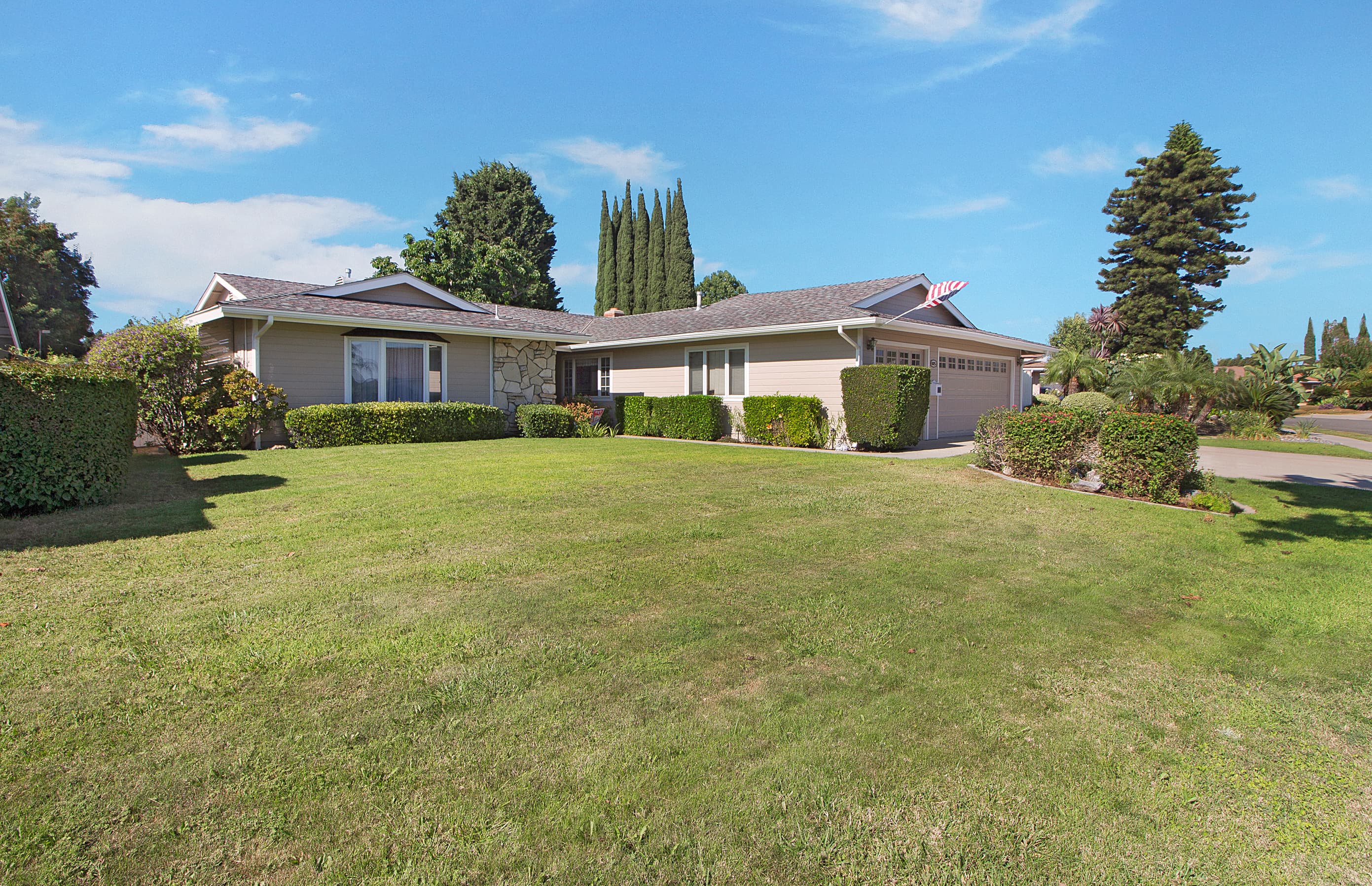 PLACENTIA OPEN HOUSE Single Story Ranch Home, 3 Bed