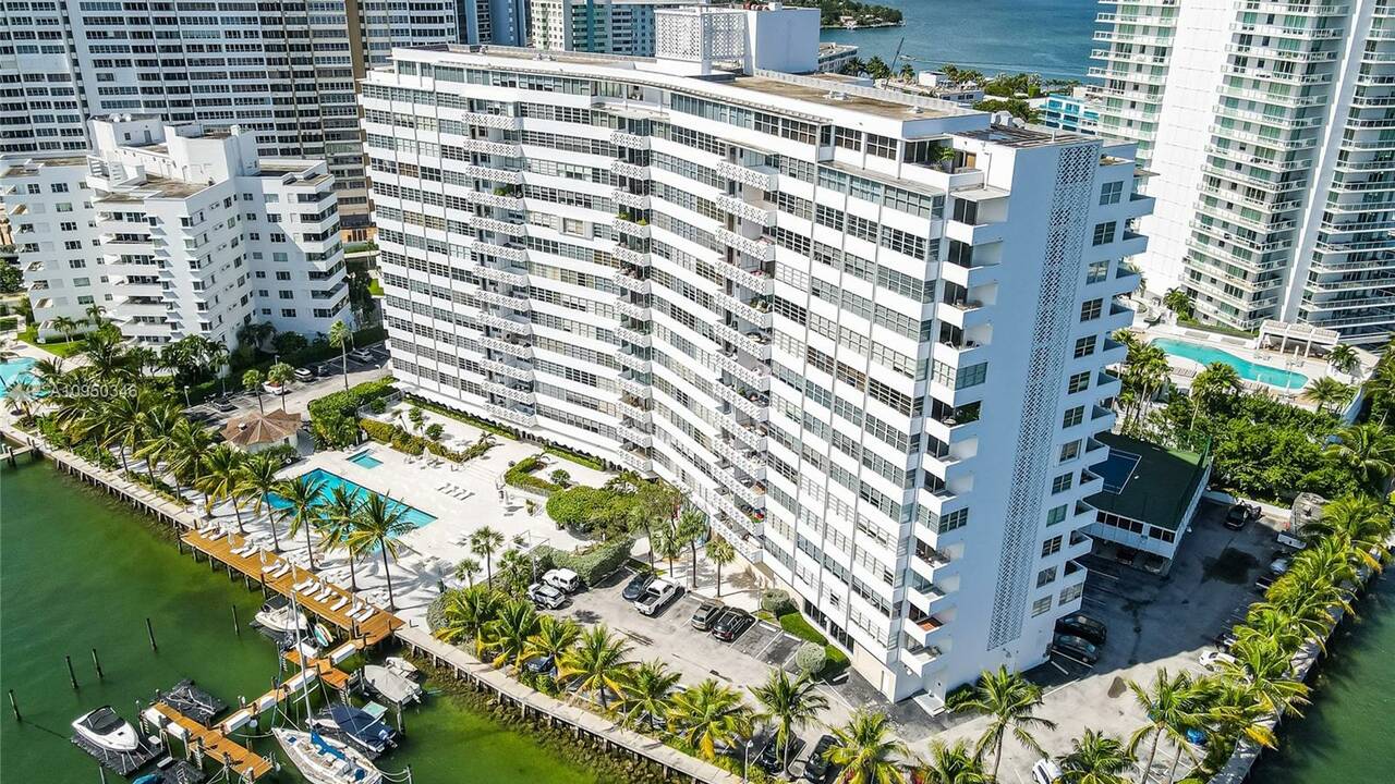 20_Island_Ave.jpg