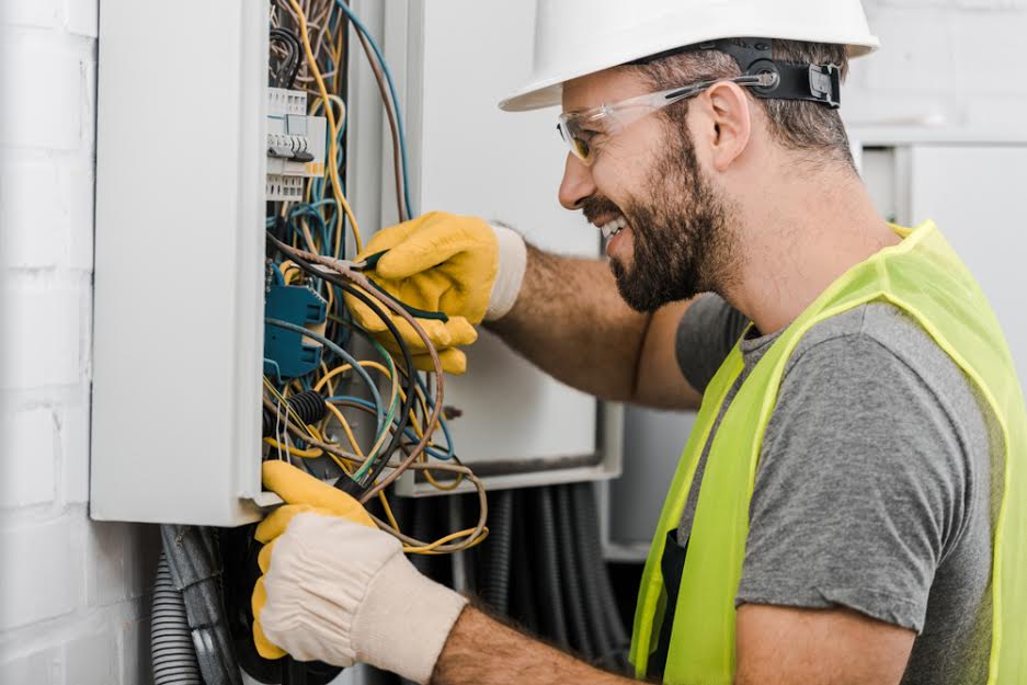Tips To Find A Great Electrician Colorado Springs