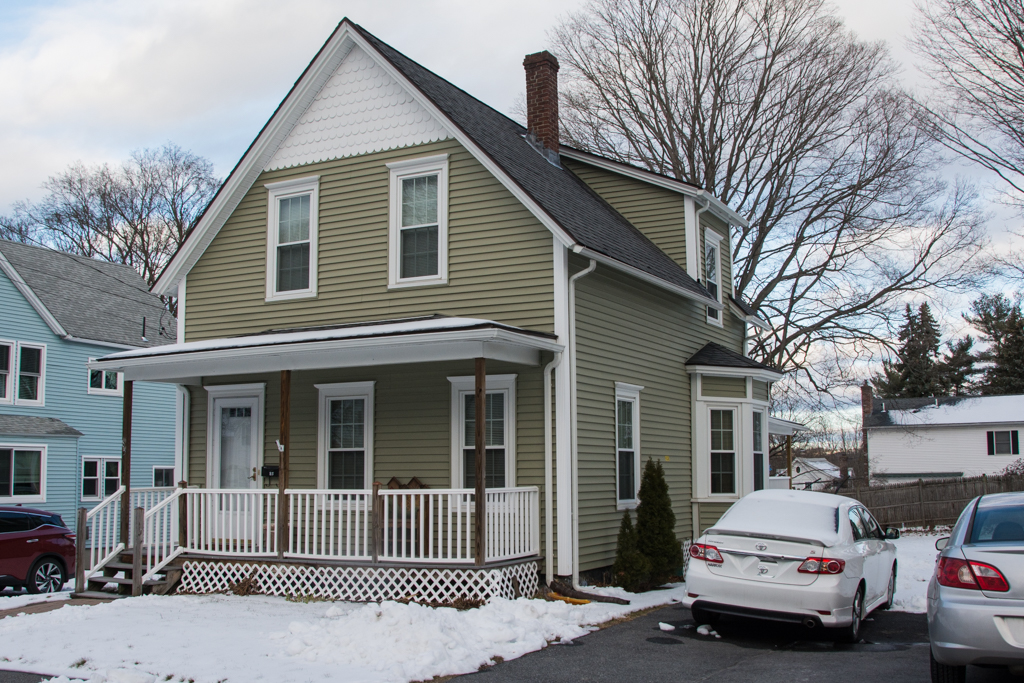 New Listing! Charming 3 Bedroom Colonial in Worcester