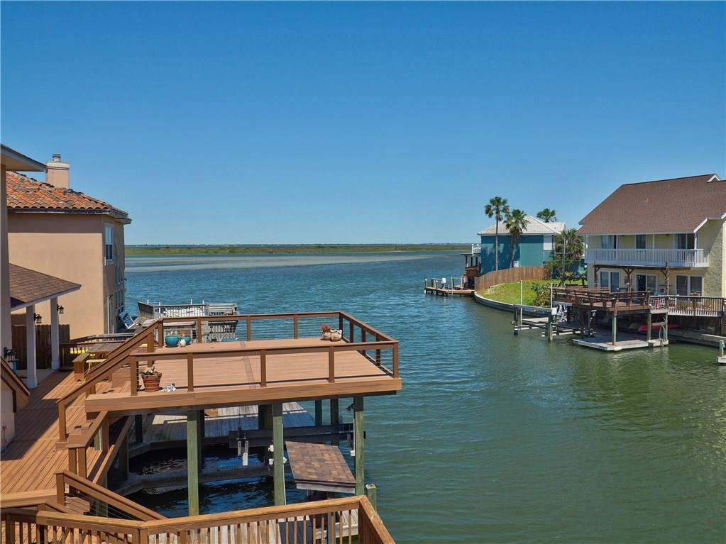 13518 Queen Johanna Ct, Corpus Christi, TX 78418