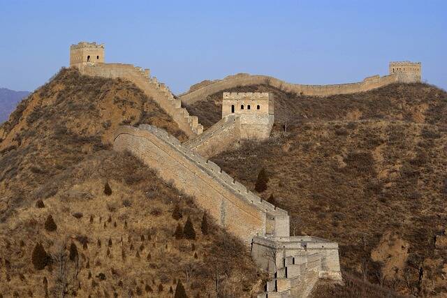 Gate_great-wall-of-china_by_Andreas_Schneemayer_Pixabay.jpg