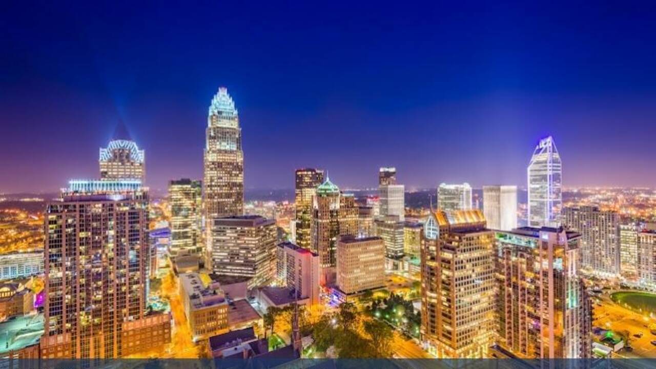 17-Pros-and-Cons-of-Living-in-Uptown-Charlotte-NC-01.jpg