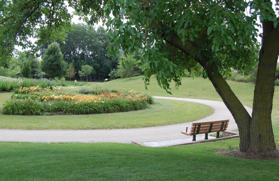 Streamwood IL Village Information Profile