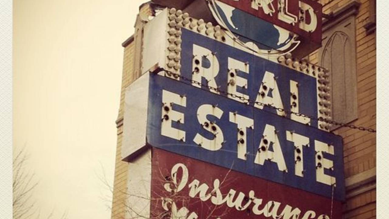 world_real_estate_sign.jpg