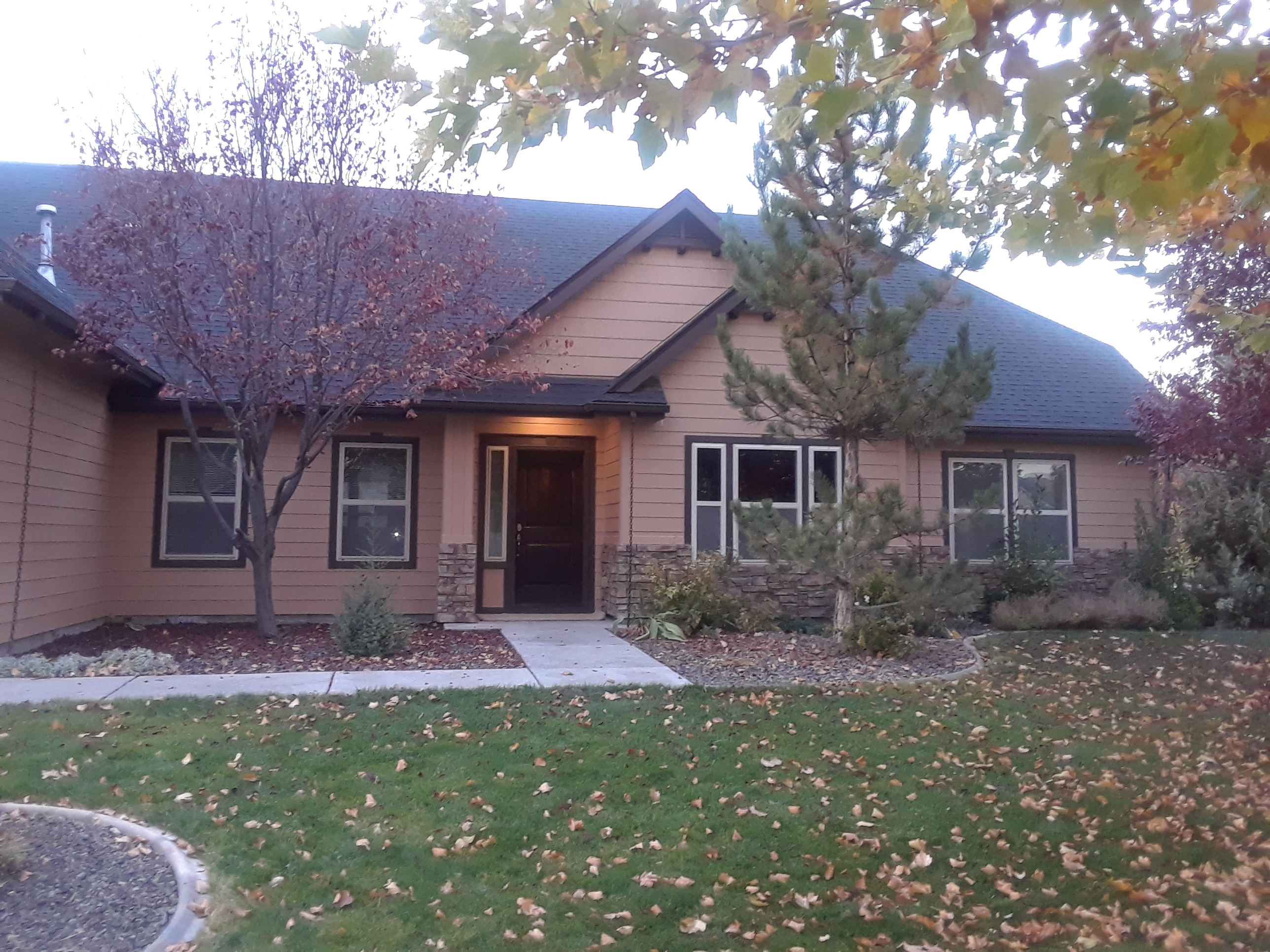 Home For Sale at 231 South Maple Pointe Ave Nampa Idaho