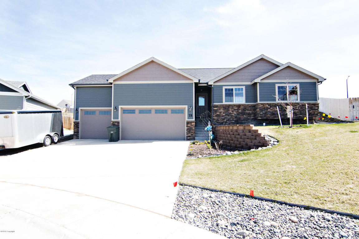 Immaculate Home in Legacy Ridge