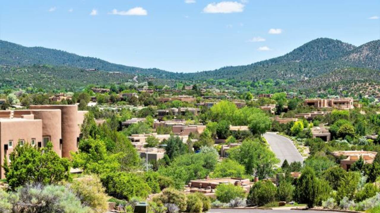 MedvecMedia_SantaFe_Homes_Blog.jpg